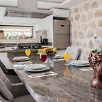 İslamlar 2 Bedroom Secluded With Private Pool Βίλα